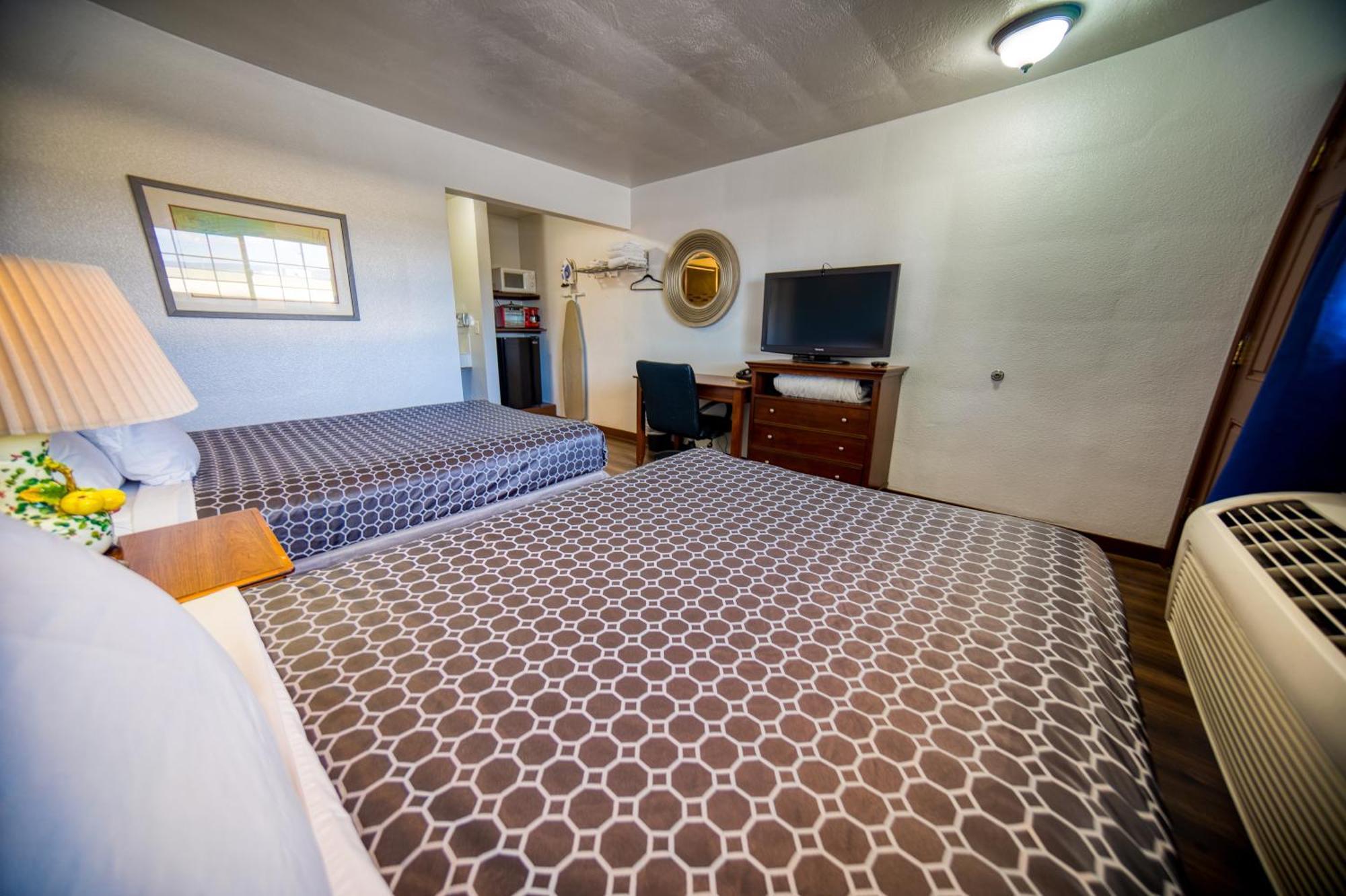 Budget Inn Далз Екстериор снимка