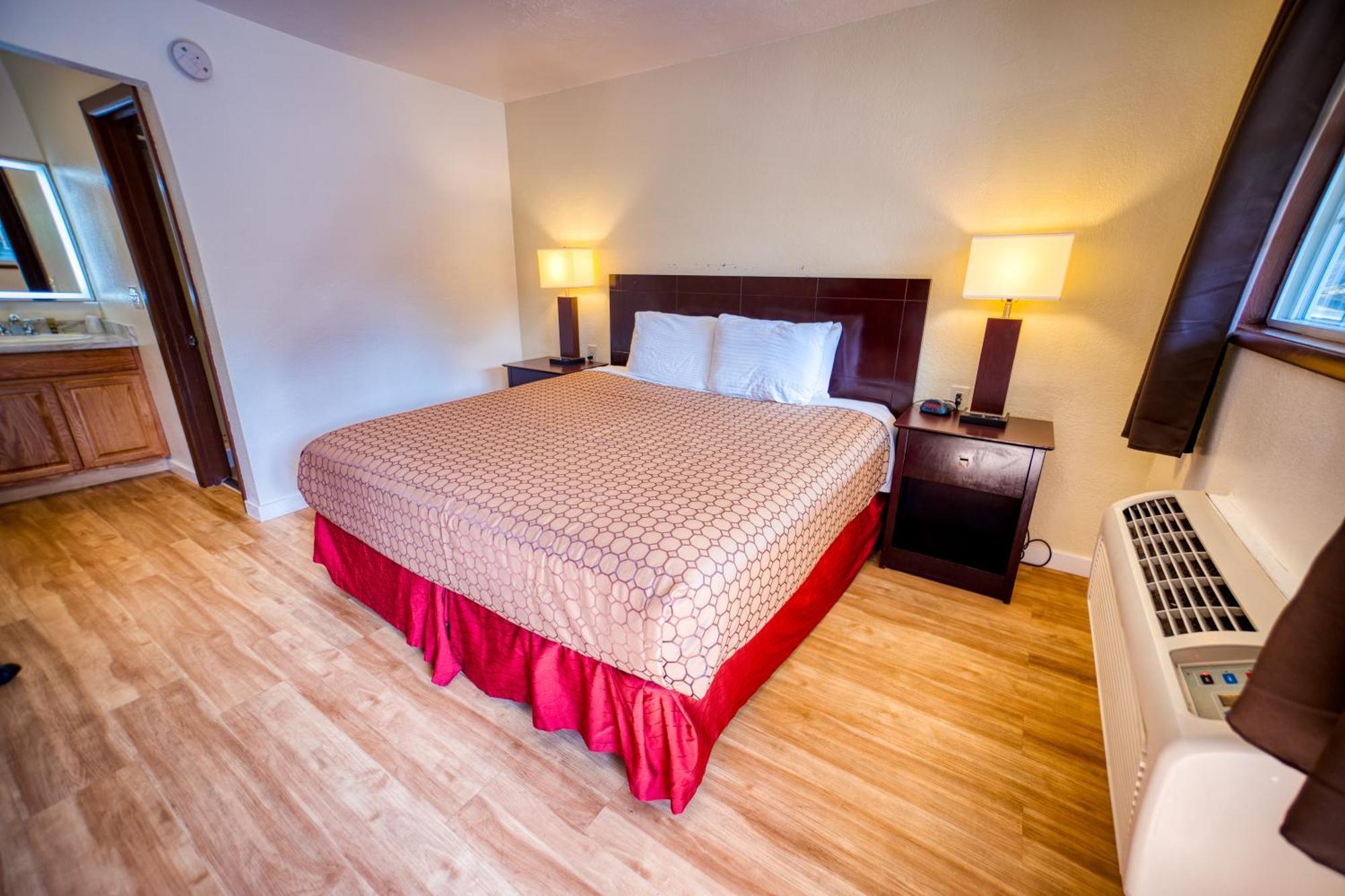 Budget Inn Далз Екстериор снимка