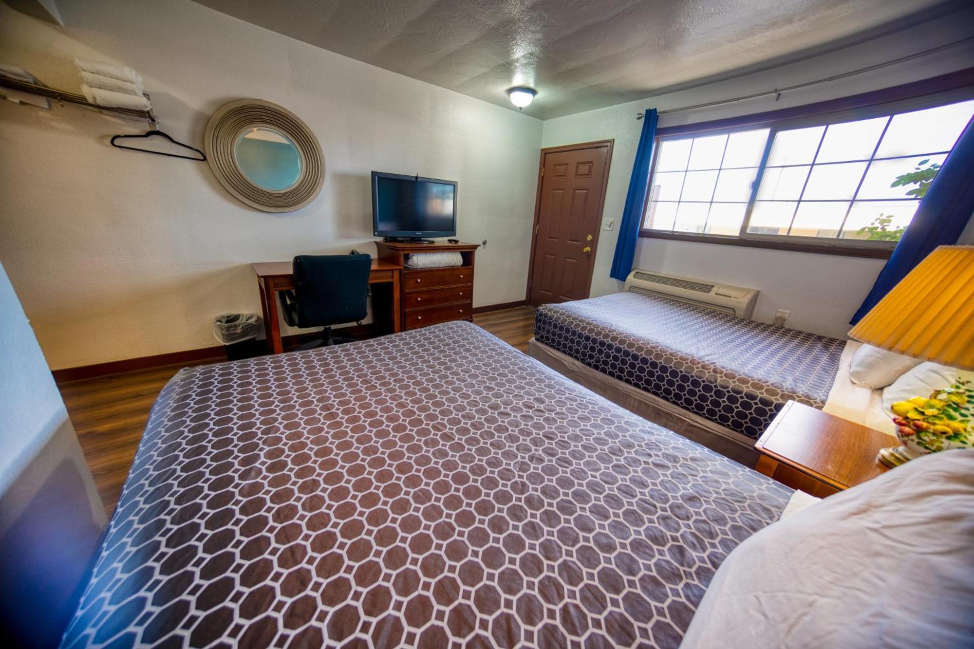 Budget Inn Далз Екстериор снимка