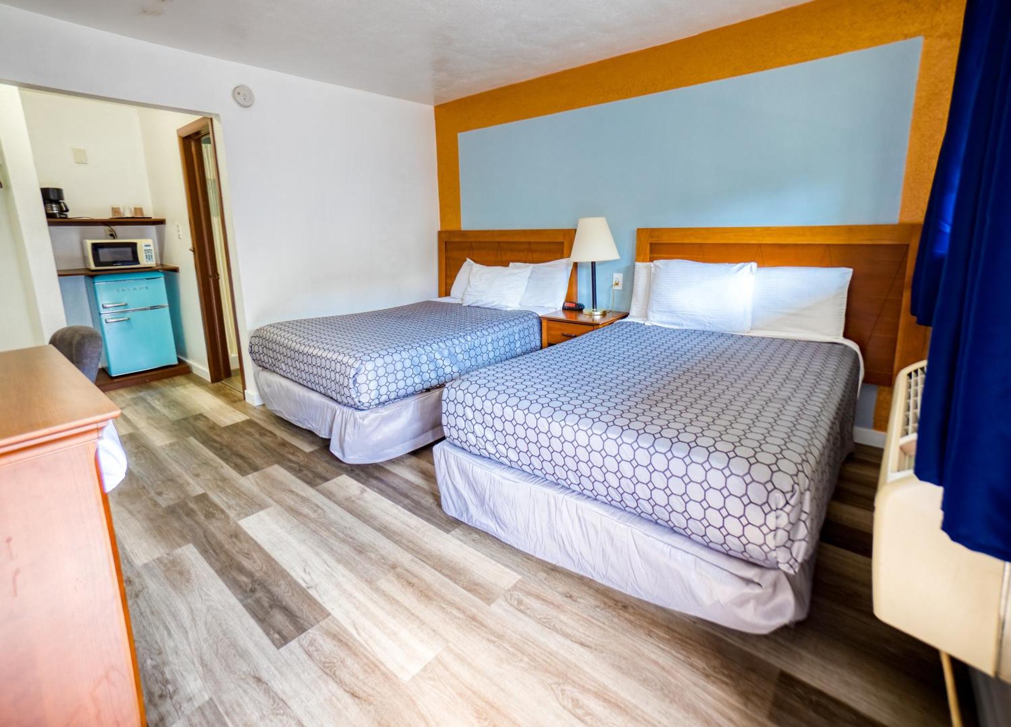 Budget Inn Далз Екстериор снимка